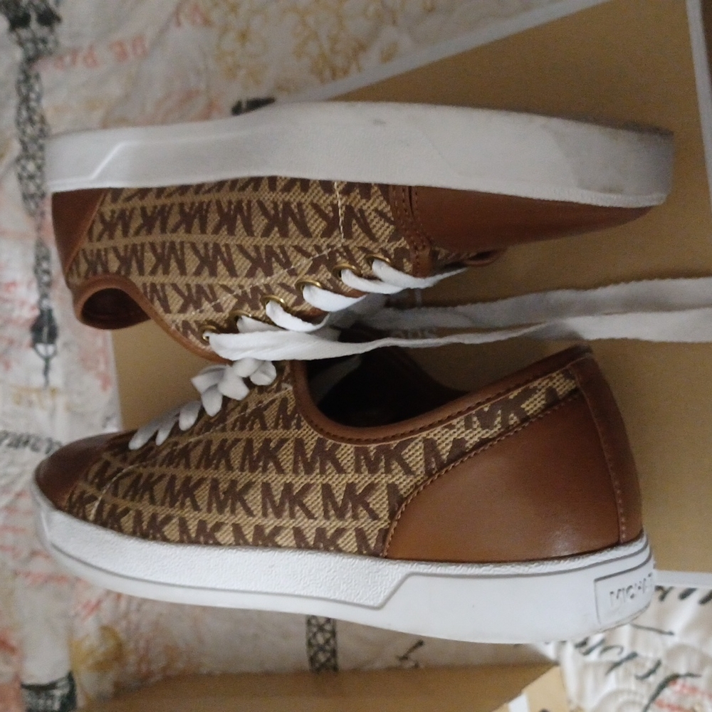 Michael Kors women's sneakers - Picture 4 of 5